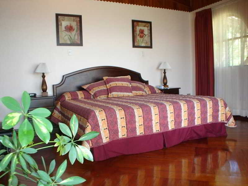 Santa Barbara de Heredia La Catalina Hotel & Suites מראה חיצוני תמונה